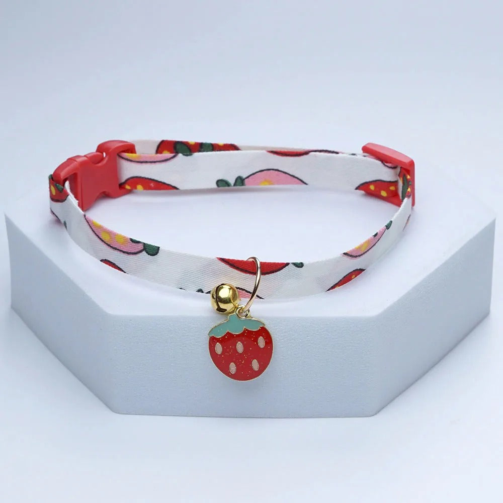 collier-pour-chien-motif-fraise-passionexotic
