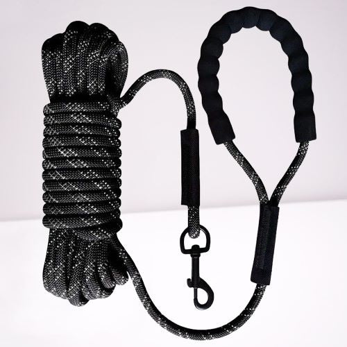 longe-chiens-reflechissante-noire-leashconfort