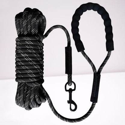 longe-chiens-reflechissante-noire-leashconfort